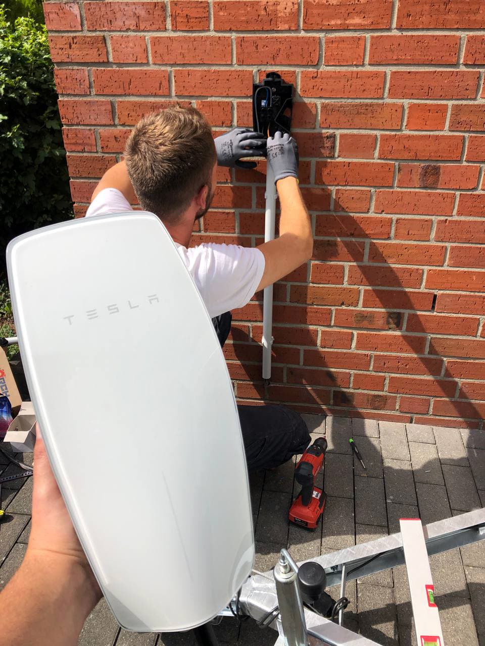 Tesla Gen 3 Wall Connector